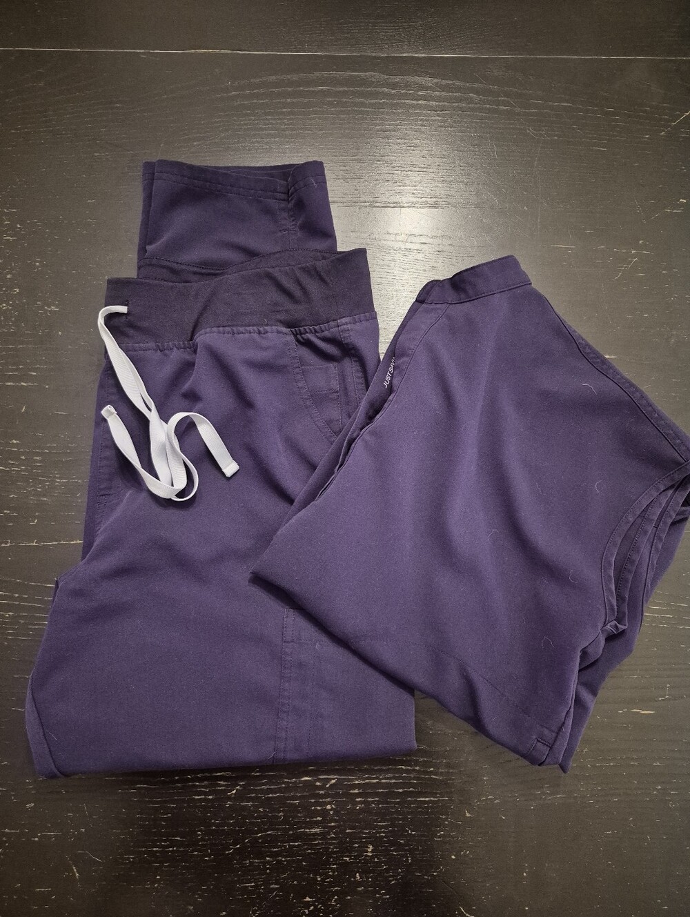 FIGS Scrub Set in Purple Jam M/XL